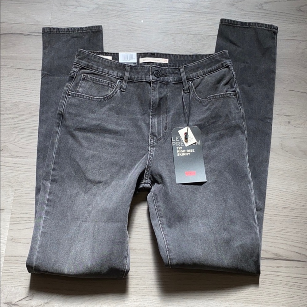 Levi’s 721 High Rise Skinny Black Jeans - Picture 1 of 7